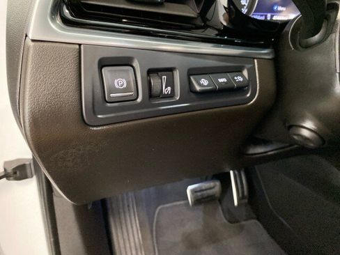 Used 2023 Cadillac XT6 Sport w/ LPO, ONYX Package AWD/4WD image 18