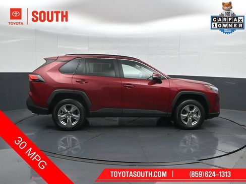 Used 2025 Toyota RAV4 XLE AWD/4WD image 3