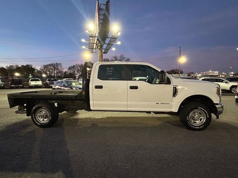Used 2019 Ford F250 XL w/ Power Equipment Group image 4