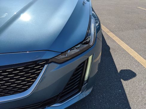 Used 2023 Cadillac CT5 Luxury image 9