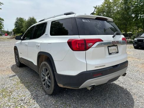 Used 2018 GMC Acadia SLT FWD image 10