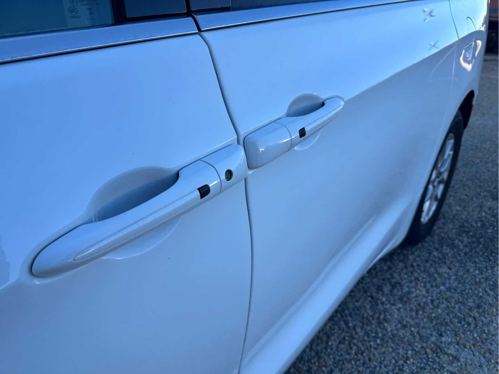 Used 2024 Chrysler Pacifica Touring-L FWD image 12
