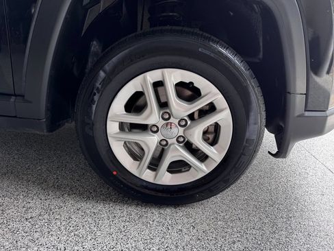 Used 2021 Jeep Compass Sport AWD/4WD image 13