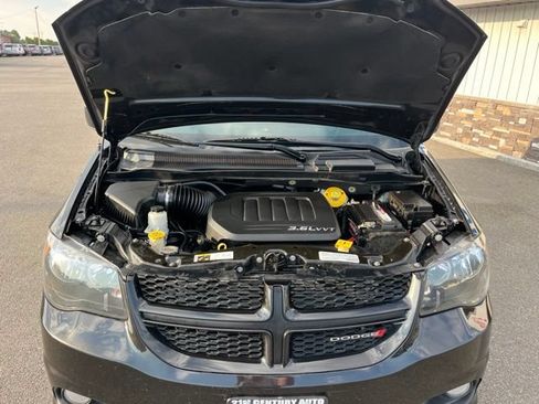 Used 2018 Dodge Grand Caravan GT FWD image 26