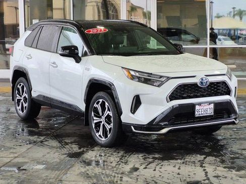 Used 2023 Toyota RAV4 XSE image 3