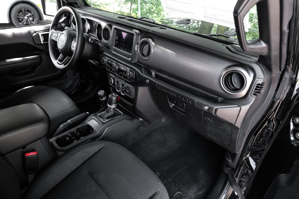 Used 2022 Jeep Wrangler Unlimited Sport AWD/4WD image 23