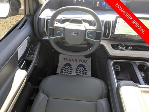 New 2026 Ford Expedition Active RWD image 18