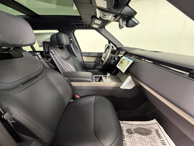 New 2026 Land Rover Range Rover SV AWD/4WD image 37