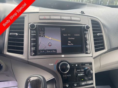 Used 2013 Toyota Venza Limited image 17