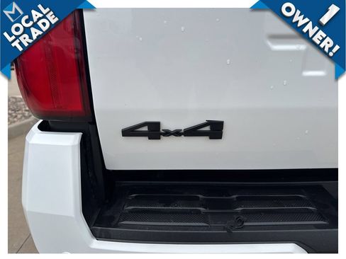Used 2024 Toyota Tacoma TRD Off-Road w/ TRD Off Road Upgrade Package AWD/4WD image 6
