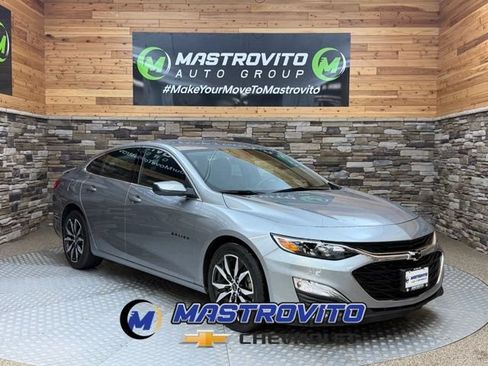 Used 2024 Chevrolet Malibu RS FWD image 1