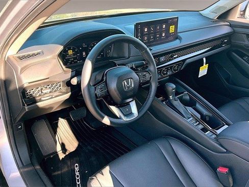Certified 2025 Honda Accord Touring image 17