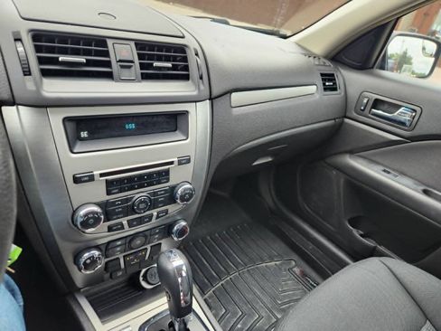 Used 2012 Ford Fusion SE FWD image 24