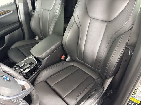 Used 2024 BMW X4 xDrive30i w/ Parking Assistance Package image 19