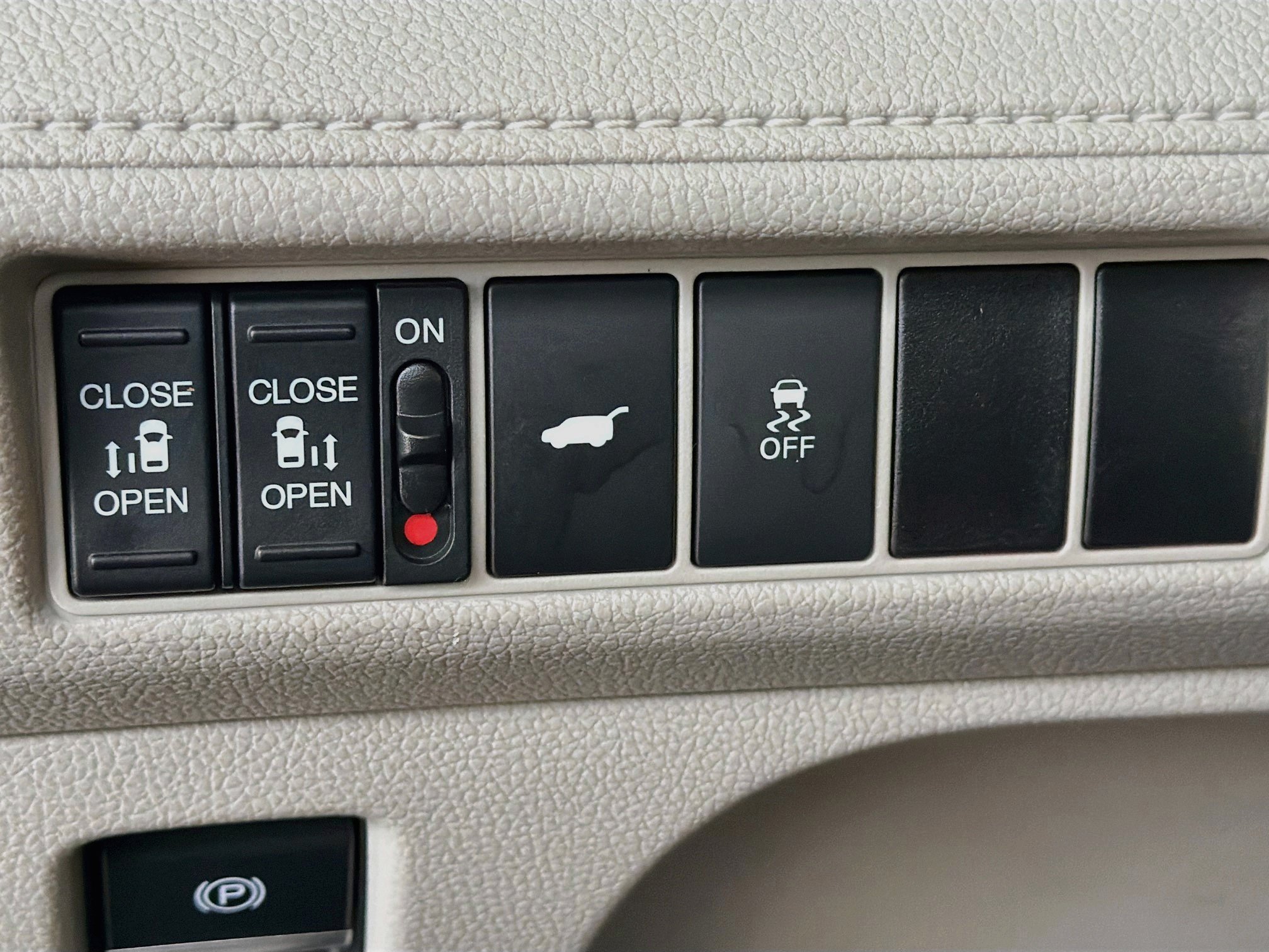 Used 2025 Honda Odyssey EX-L image 16
