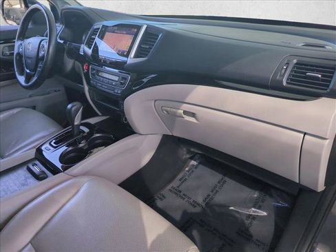 Used 2018 Honda Ridgeline RTL-E image 22