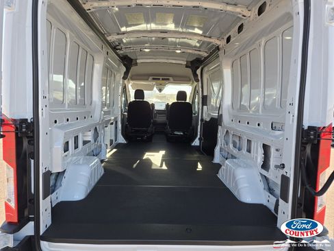 New 2026 Ford Transit 250 148 Medium Roof image 7
