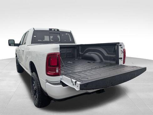New 2026 RAM 3500 Laramie AWD/4WD image 7