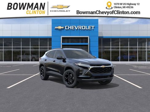 New 2026 Chevrolet Trax LT FWD image 1