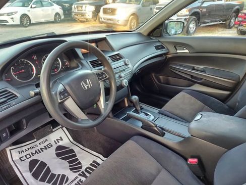 Used 2010 Honda Accord LX image 12
