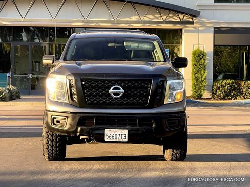Used 2017 Nissan Titan S image 2