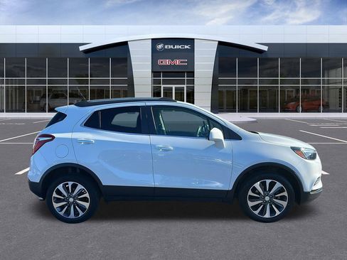 Certified 2022 Buick Encore Preferred image 6