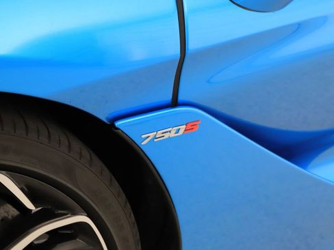 Used 2024 McLaren 750S Spider RWD image 33