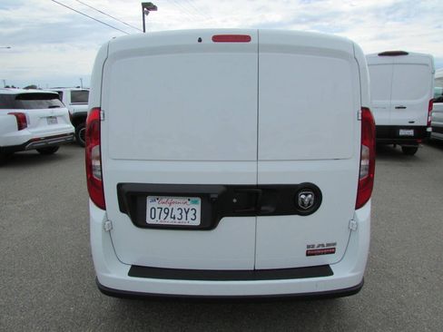Used 2022 RAM ProMaster City Tradesman FWD image 8