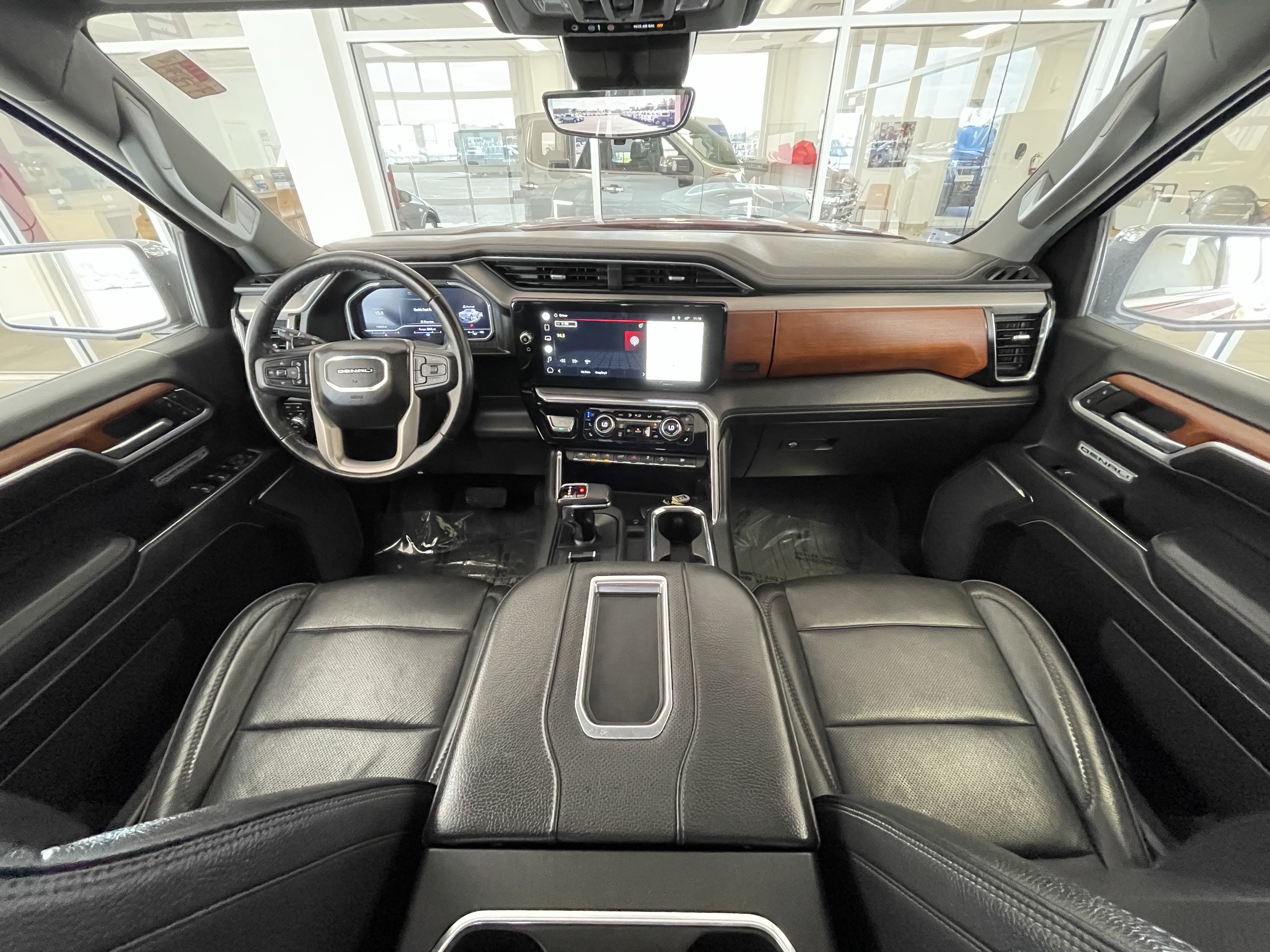 Certified 2022 GMC Sierra 1500 Denali w/ Denali Reserve Package AWD/4WD image 13