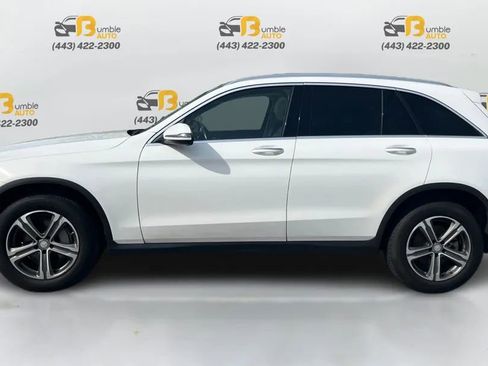 Used 2017 Mercedes-Benz GLC 300 4MATIC image 8