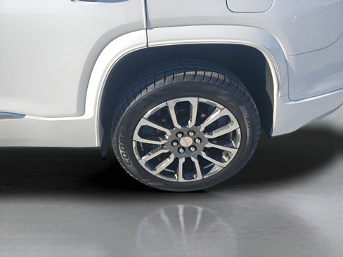 Used 2020 GMC Acadia Denali w/ Technology Package image 20