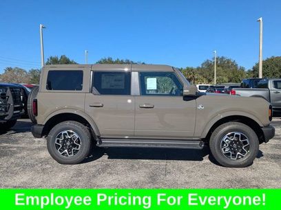 New 2025 Ford Bronco Outer Banks