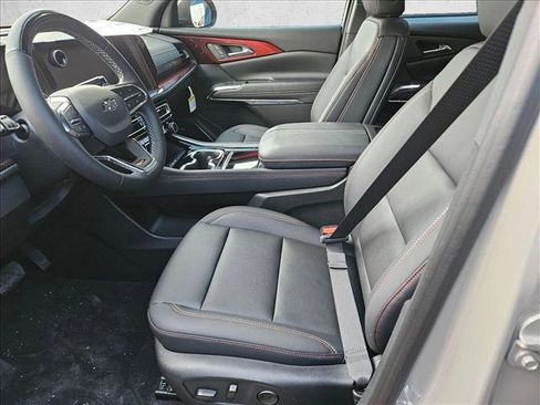 New 2026 Chevrolet Traverse Z71 w/ Enhanced Driving Package AWD/4WD image 10
