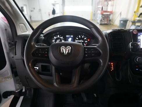 Used 2025 RAM ProMaster 3500 w/ Convenience Group FWD image 4
