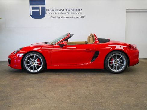 Used 2015 Porsche Boxster S RWD image 12