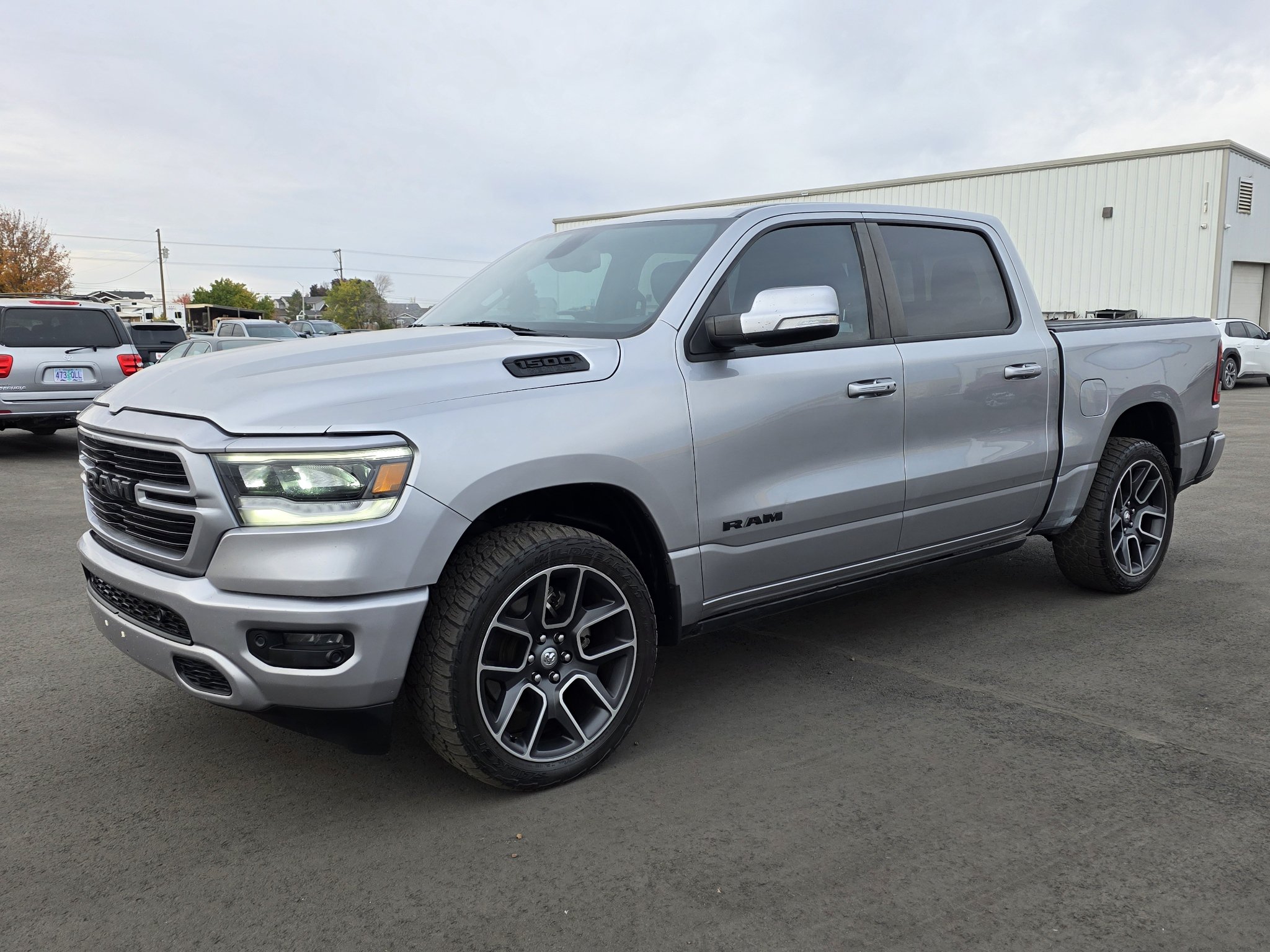Used 2019 RAM 1500 Sport w/ Level 2 Equipment Group AWD/4WD image 3