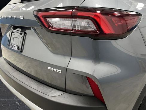 Used 2024 Ford Escape Active image 30