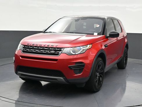Used 2018 Land Rover Discovery Sport SE image 3