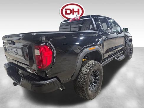 Used 2025 GMC Canyon AT4 w/ AT4X Package AWD/4WD image 14