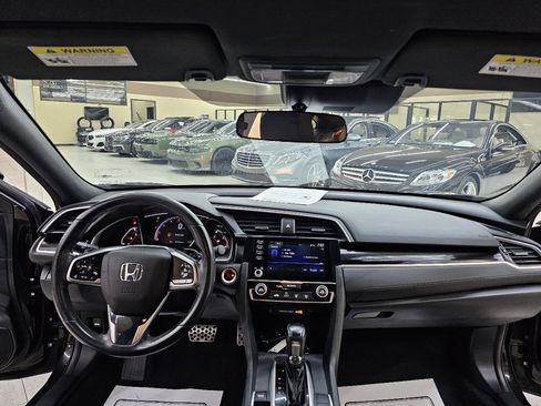 Used 2020 Honda Civic Sport image 24