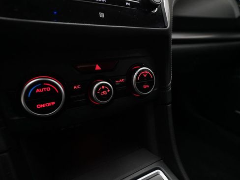 Used 2022 Subaru Impreza 2.0i Limited w/ Popular Package #3 image 21