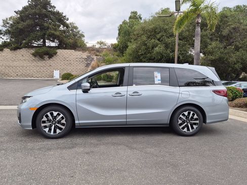 New 2026 Honda Odyssey EX-L image 8