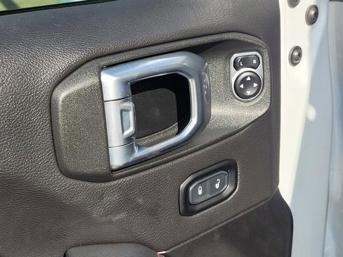 Used 2021 Jeep Wrangler Unlimited Rubicon image 16