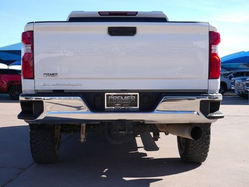 Used 2024 Chevrolet Silverado 2500 LT image 5