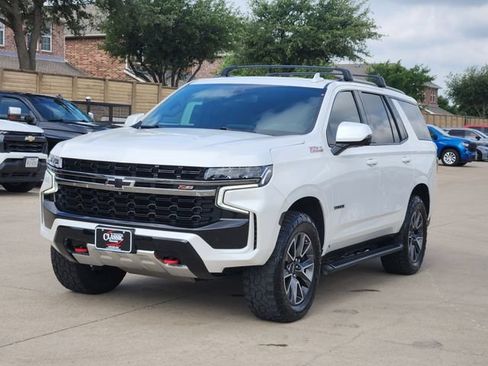 Used 2022 Chevrolet Tahoe Z71 w/ Luxury Package AWD/4WD image 12