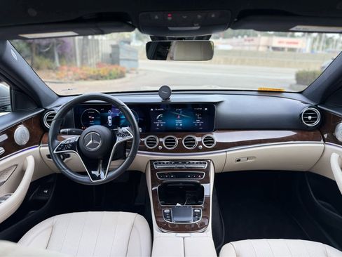Used 2022 Mercedes-Benz E 350 Sedan image 6