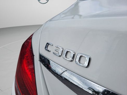 Used 2021 Mercedes-Benz C 300 Sedan image 28