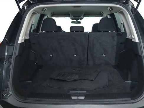 Used 2023 Nissan Rogue S image 30