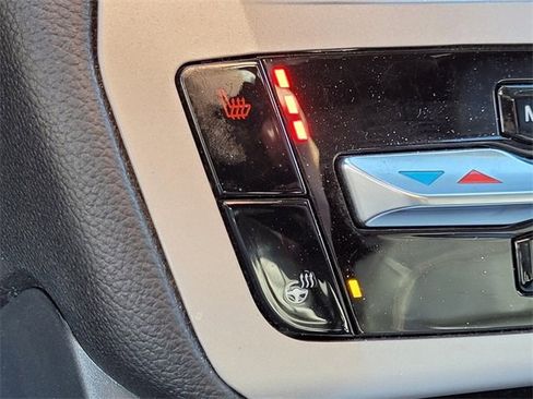 Used 2023 Ford Explorer XLT w/ Equipment Group 202A image 22