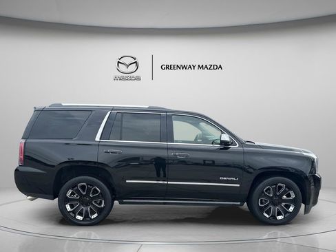 Used 2019 GMC Yukon Denali w/ Denali Ultimate Package image 8